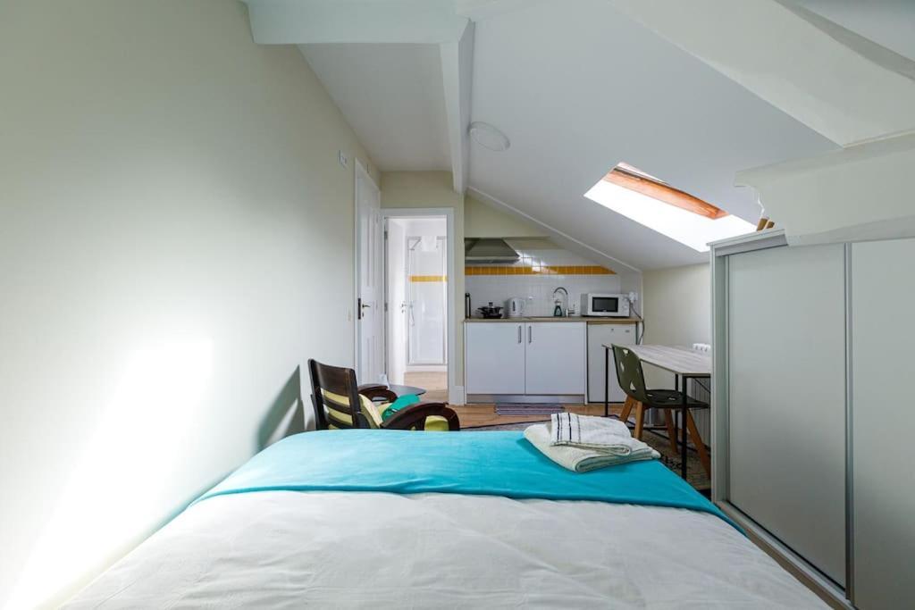 Sky Accommodations Barcelona Studio Коимбра Екстериор снимка